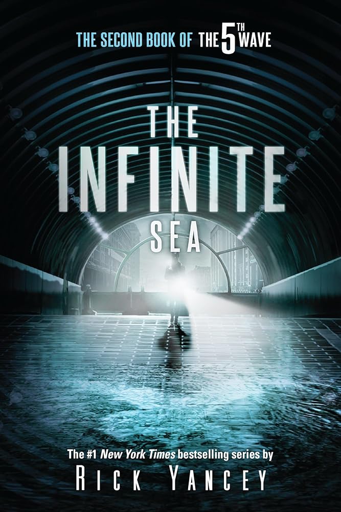 Infinite Sea: The Second Book of the 5th Wave: 2 cover image