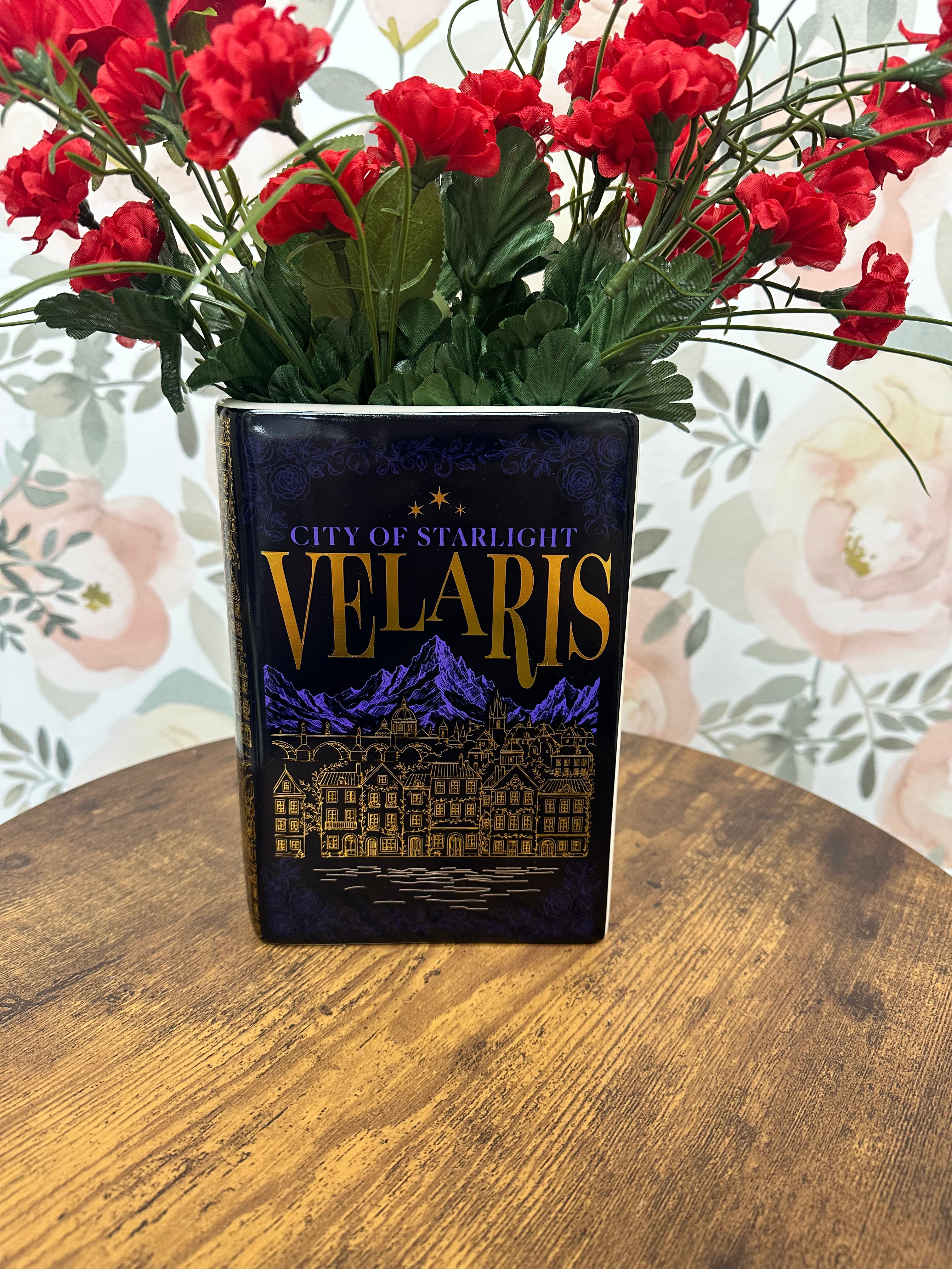 ACOTAR Velaris vase