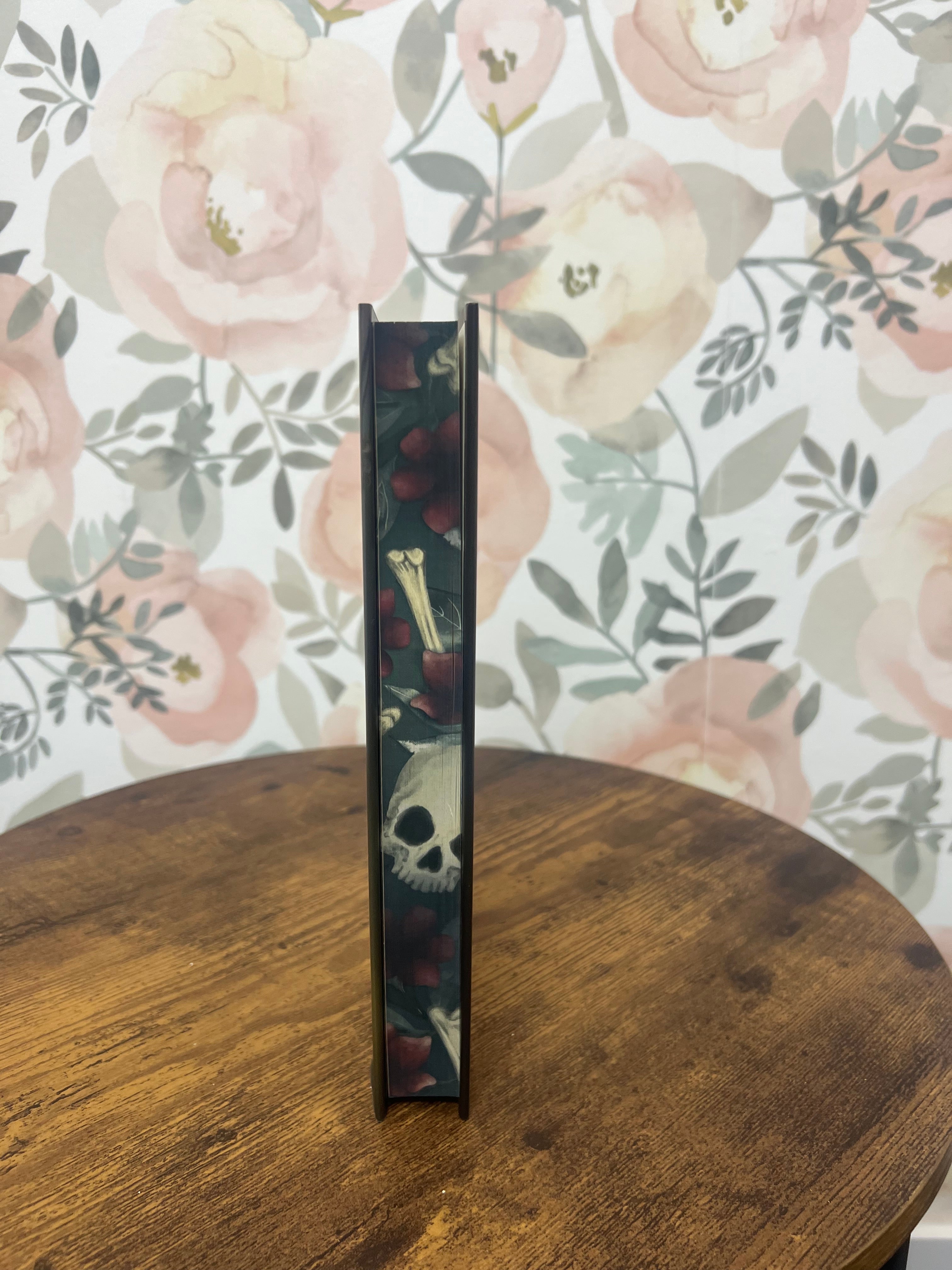 FL USED THE COVEN signed Fairyloot