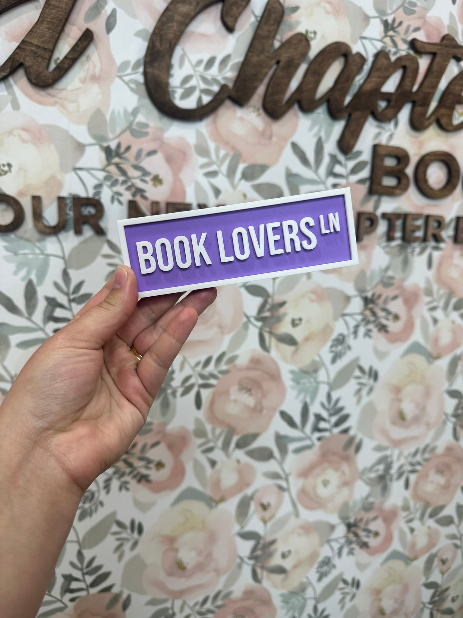 Booklover Ln Shelf Sign