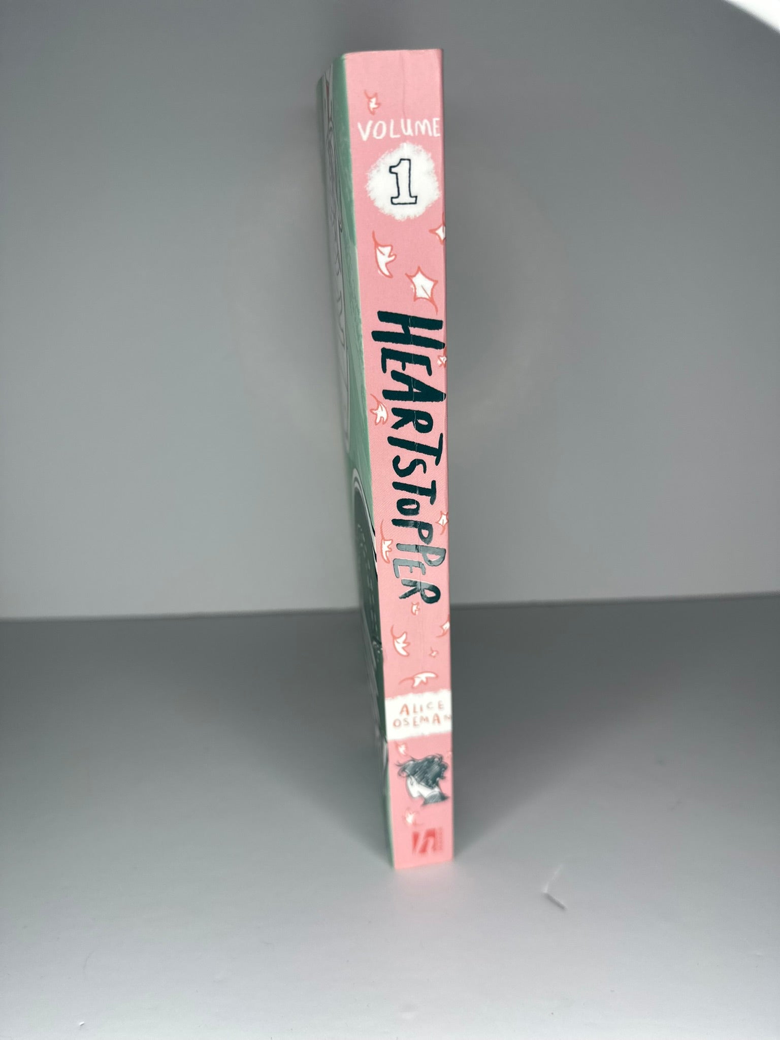 USED: Heart Stopper Vol. 1