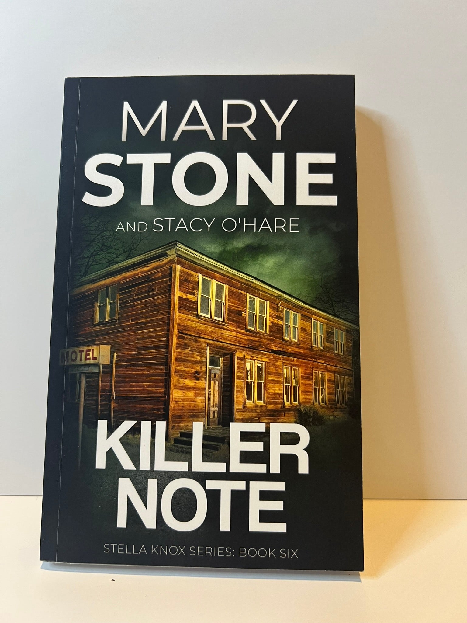 USED: Killer Note: Stella Knox Series Book 6